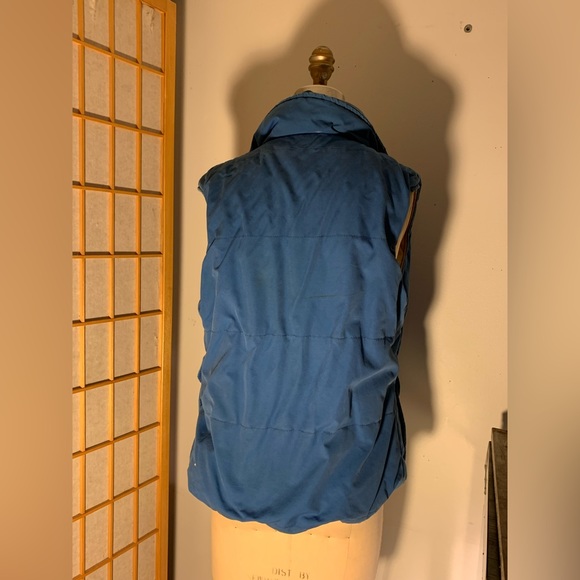 Puffy blue vest - Picture 3 of 8